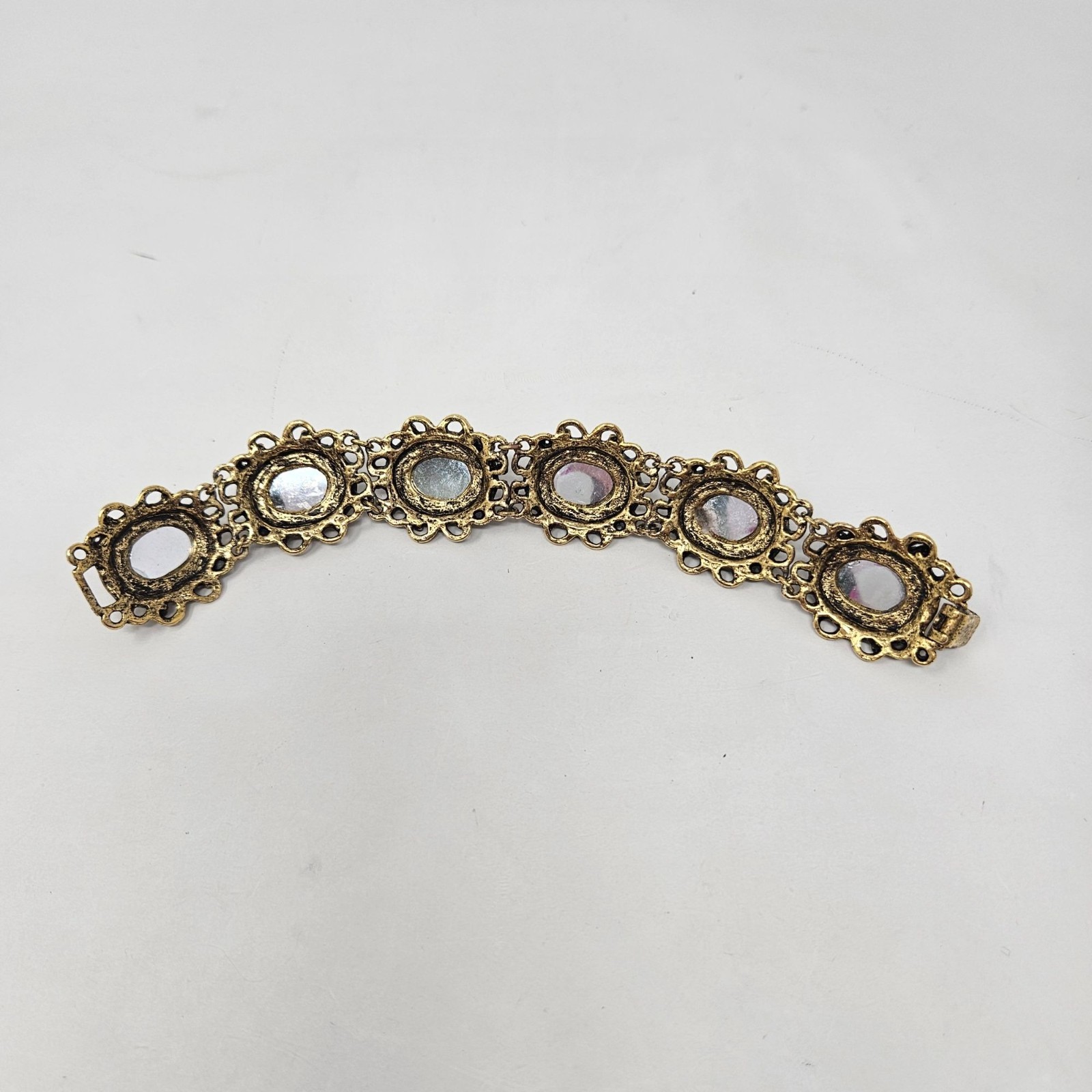 Vintage Antique Gold Tone Purple Lucite Link Bracelet