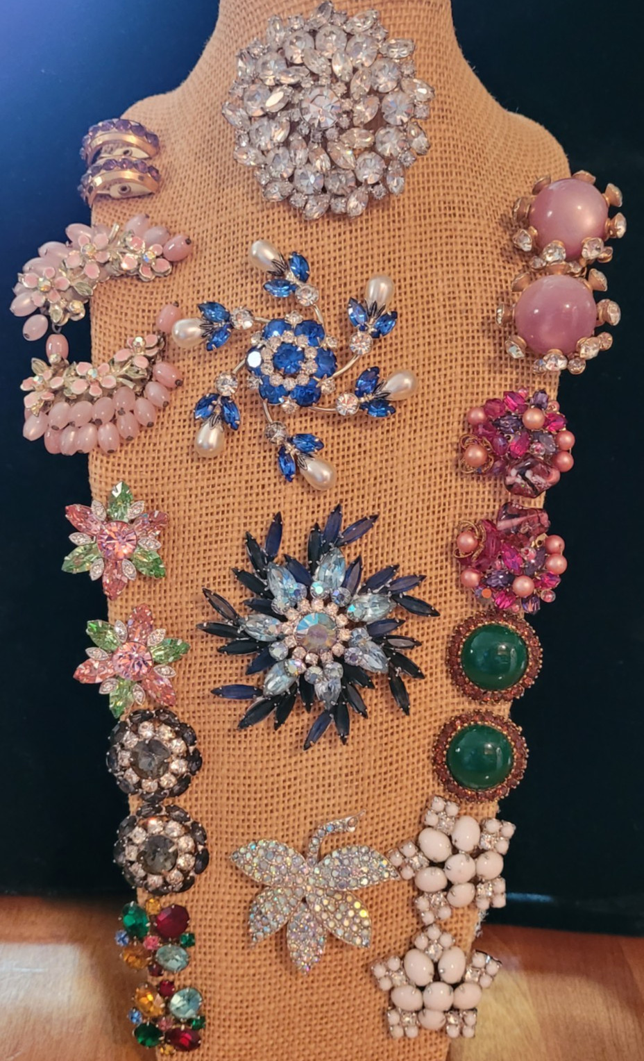 vintage Rhinestone Jewelry Lot Many Signed 125 Pieces