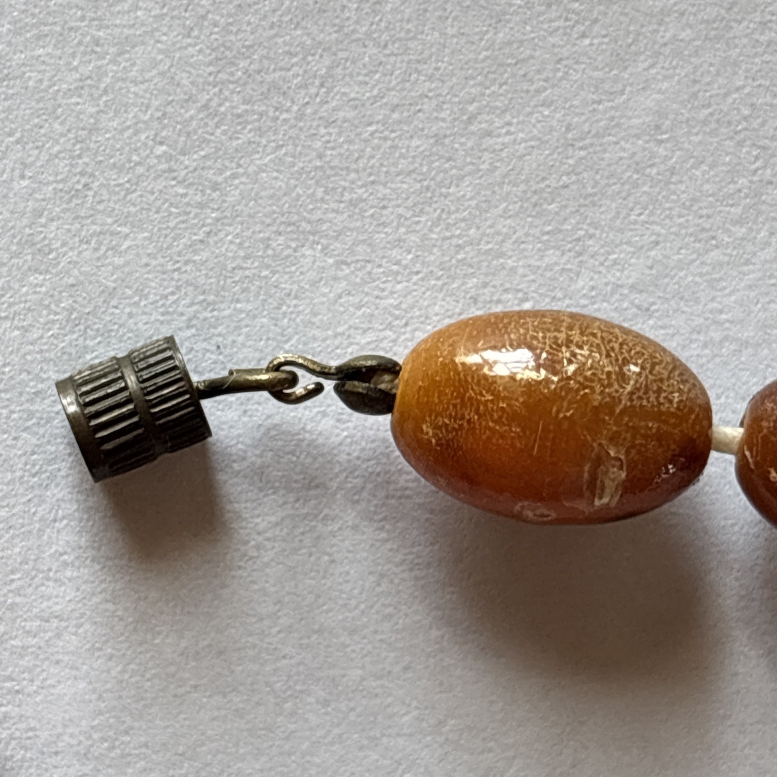 Vintage Resin Or Bakelite Or Catalin Marbled Amber Graduated Oval Bead Necklace