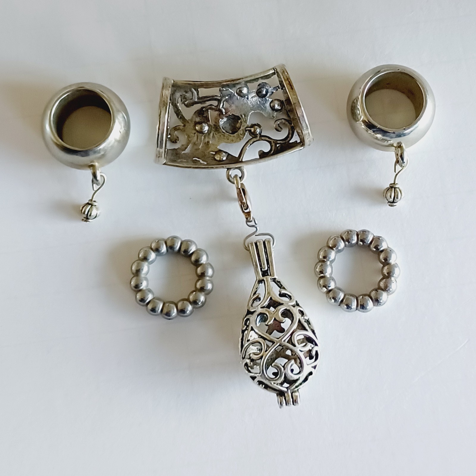 Silver Tone Floral Rings Scarf Bail Ring