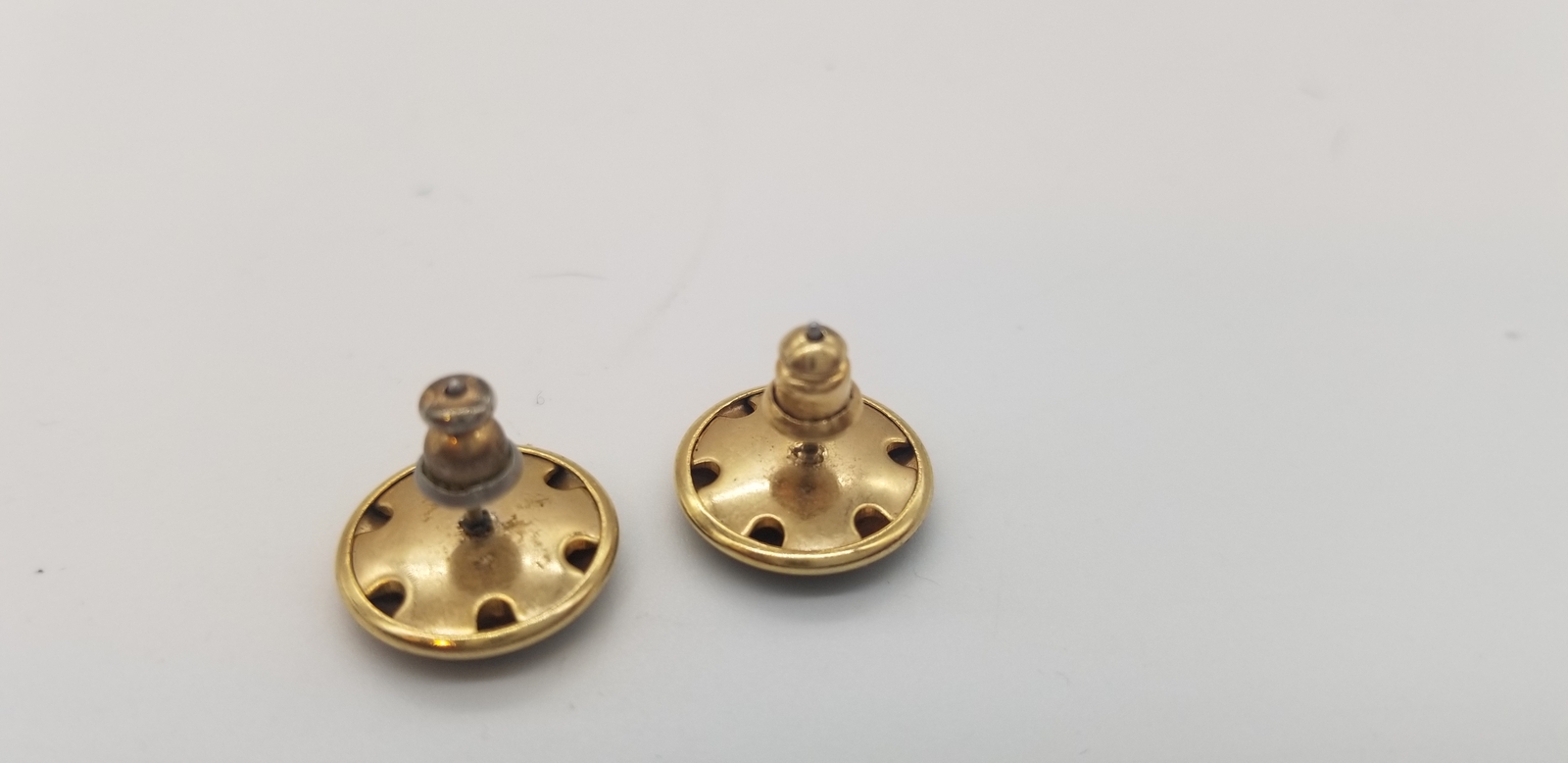 Vintage Lot Of 3 Pairs Of Gold Tone & Black Pierced Earrings Different Shapes A2