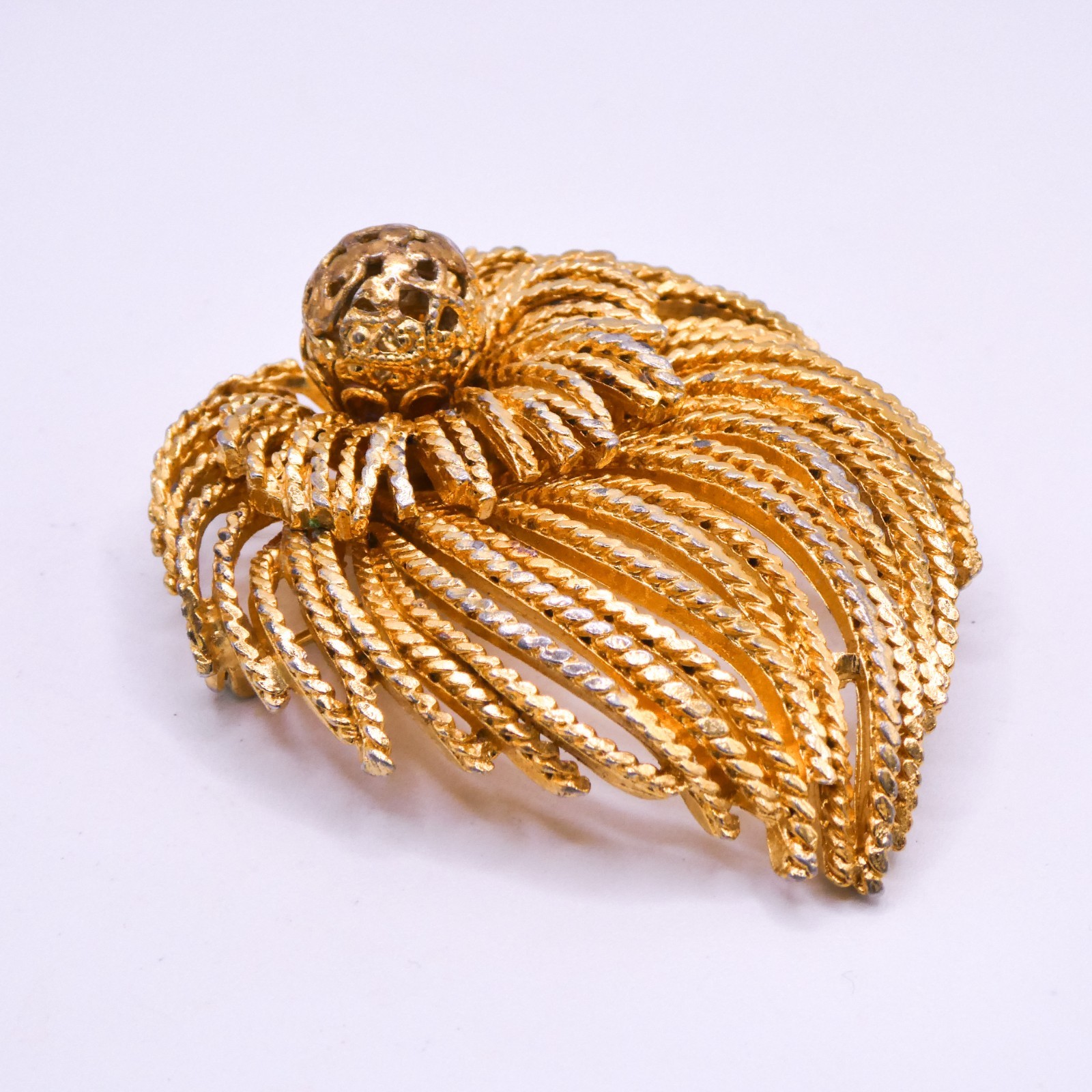 Vintage Fringe Flower Goldtone 2″ Rope Textured Unisex Layered Brooch Pin
