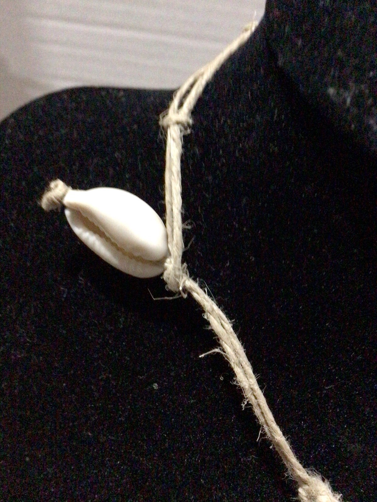 Vintage 90s Woven Hemp And Shell Choker 15 1/2” Overall