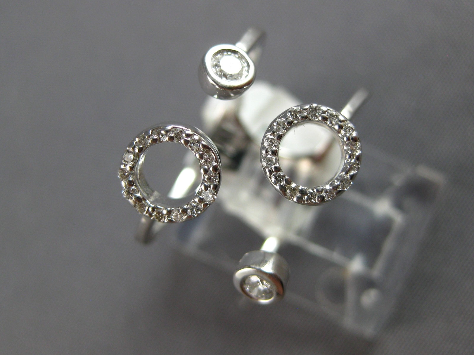 ESTATE WIDE .20CT DIAMOND 18K WHITE GOLD CLASSIC CIRCLE OF LIFE TENSION FUN RING
