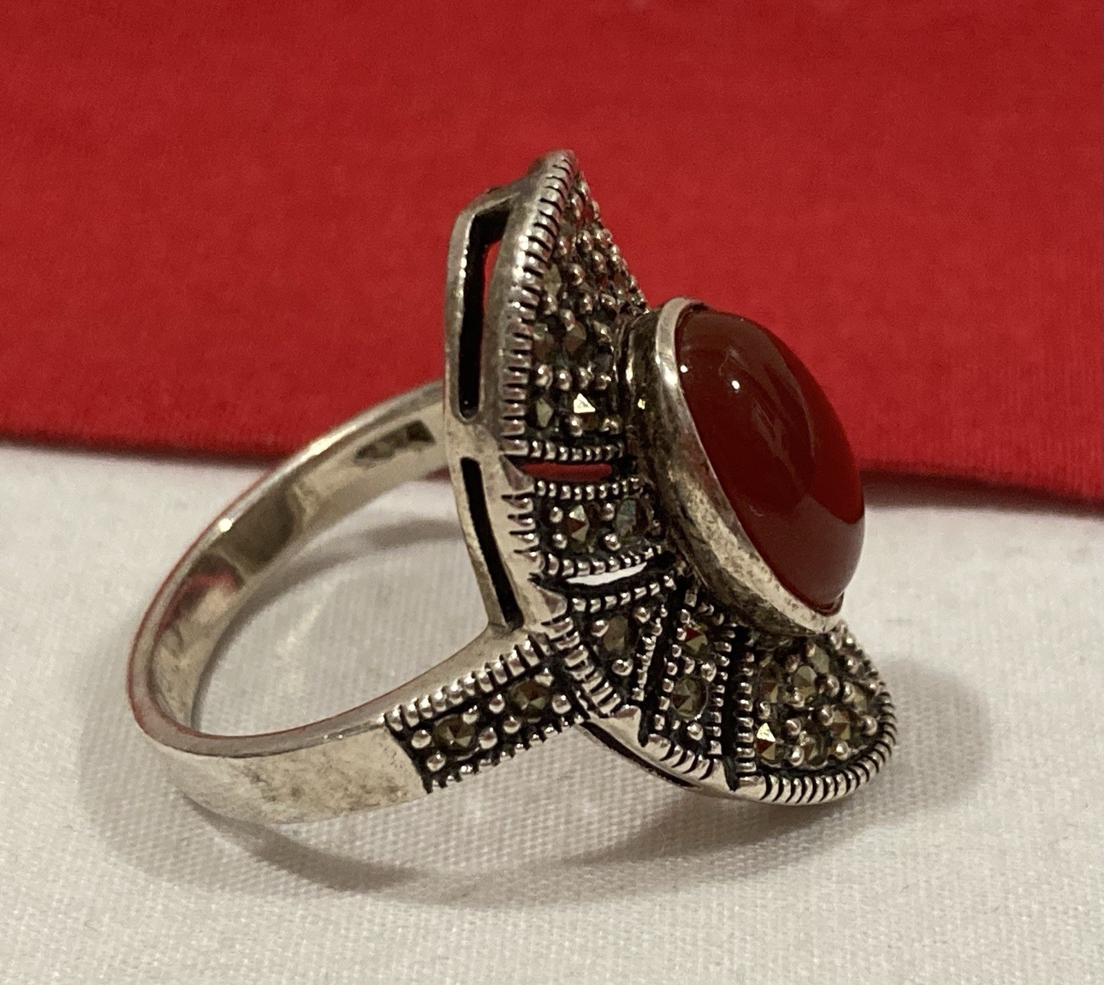 Vintage KL 925 Sterling Silver Carnelian Marcasite Dome Band Ring SIZE 8.75