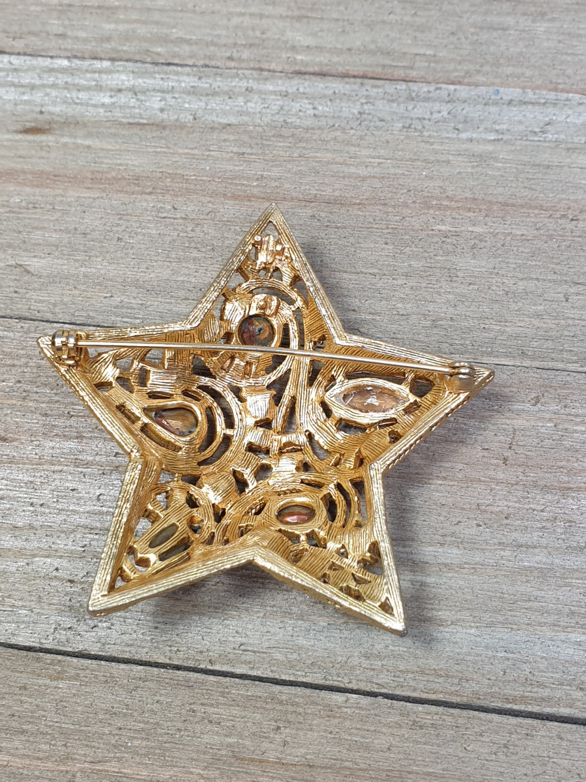 La Roco 1950s Star Brooch Pin Colorful Jewel Tone Rhinestones Gold Plated 2.5″