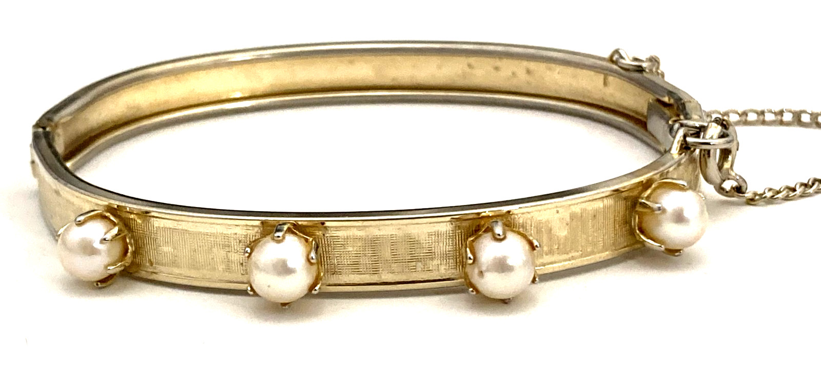 Vintage Natural White Pearls On Gold Tone Hinged Bangle Bracelet, Safety Chain