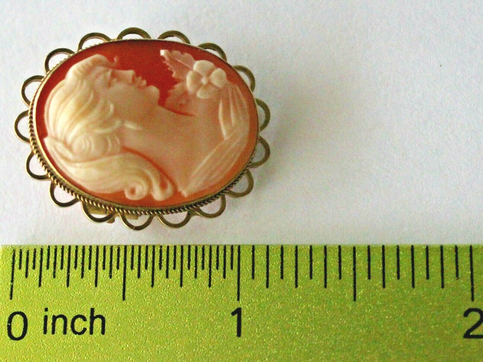 9 karat Solid Gold Antique Cameo Brooch/Pendant ~ 1 x 1.25 inches