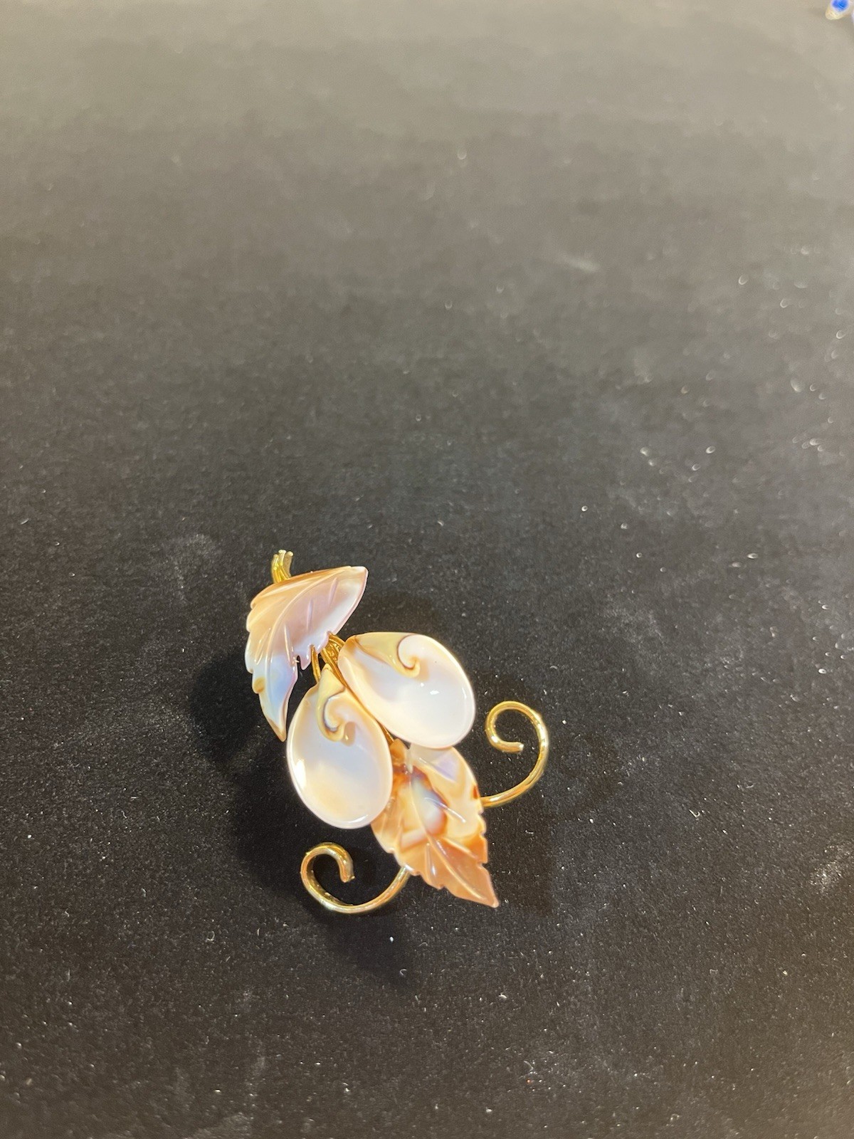 Vtg Carved Shell Brooch Floral Spray Peach Pink Brown Bouquet Gold Tone Pin