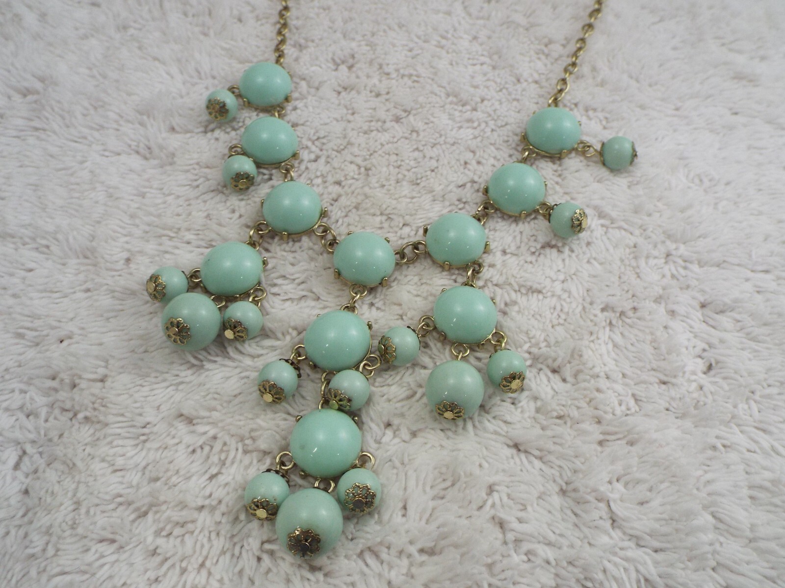 Goldtone Seafoam Scoop Necklace (A53)