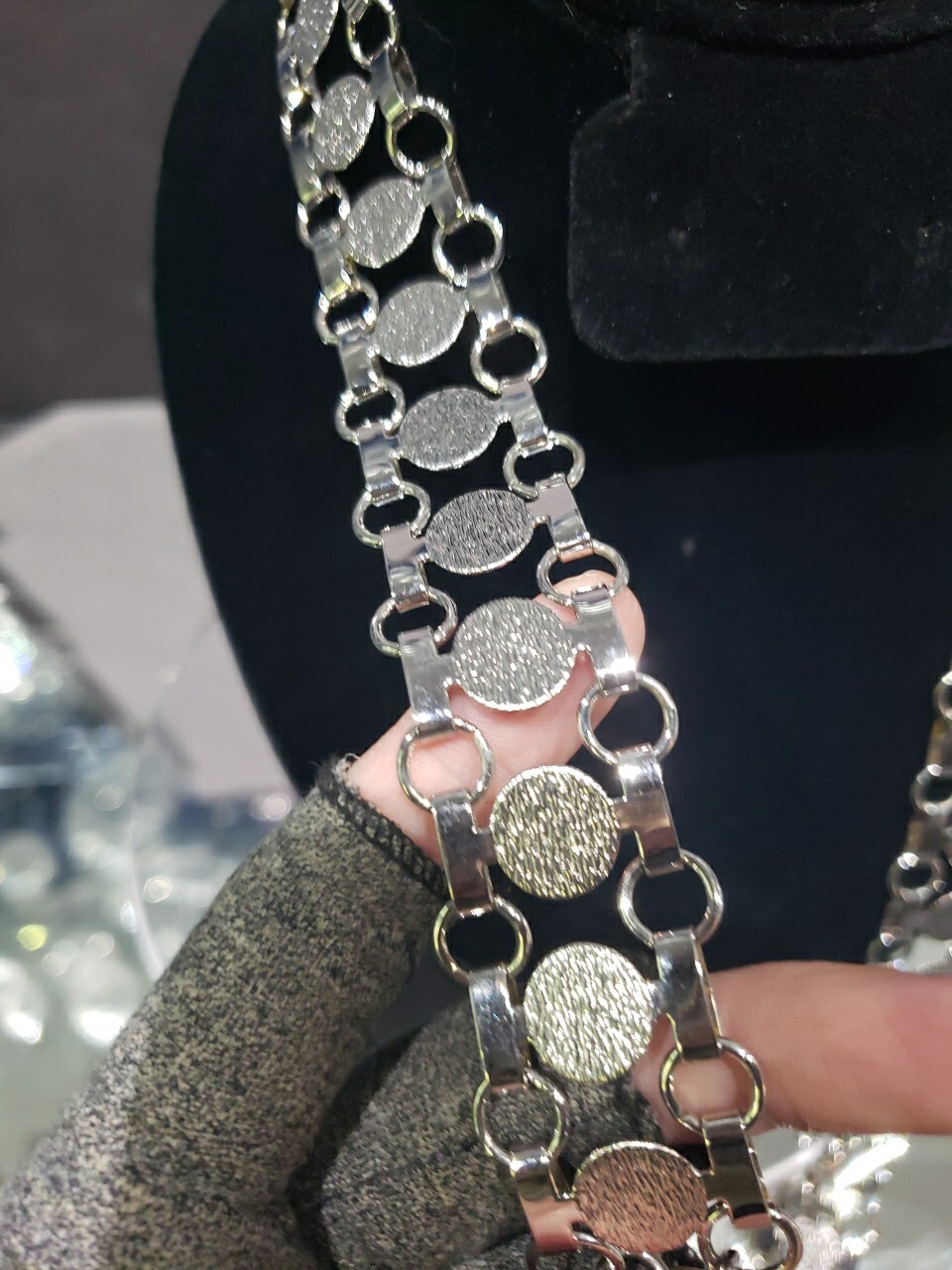 Adjustable Metal Link Belt Chain vtg 1970 Sarah Coventry silver disc coin