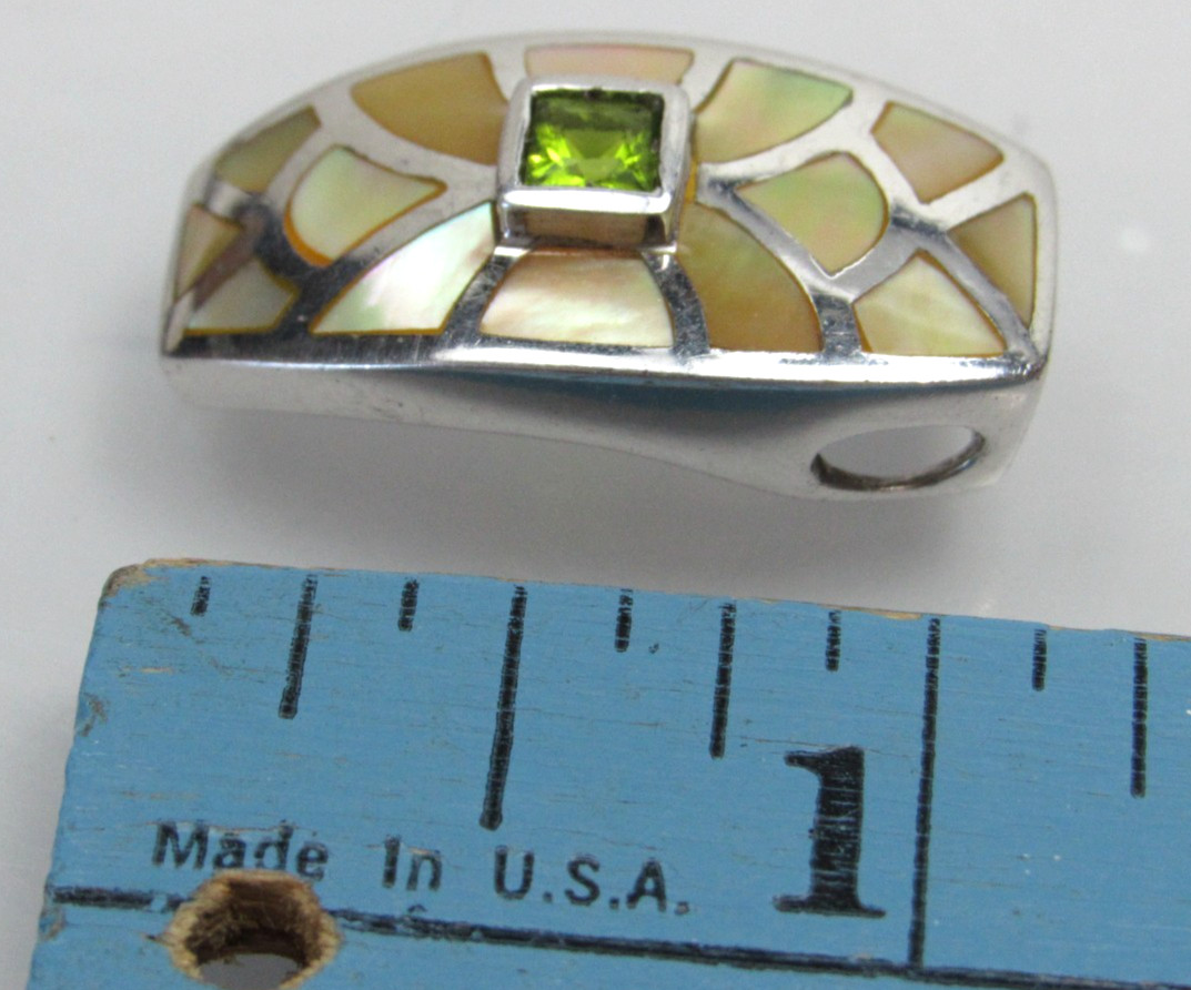 Vtg Sterling Silver Mother of Pearl Inlay Pendant Green Stone Glass? Peridot?