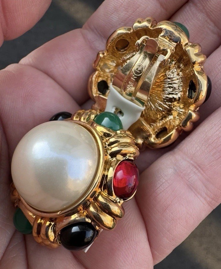 Vintage CINER Mogul Clip Earrings – Pearls, Unworn, Excellent, Signed, Gripoix