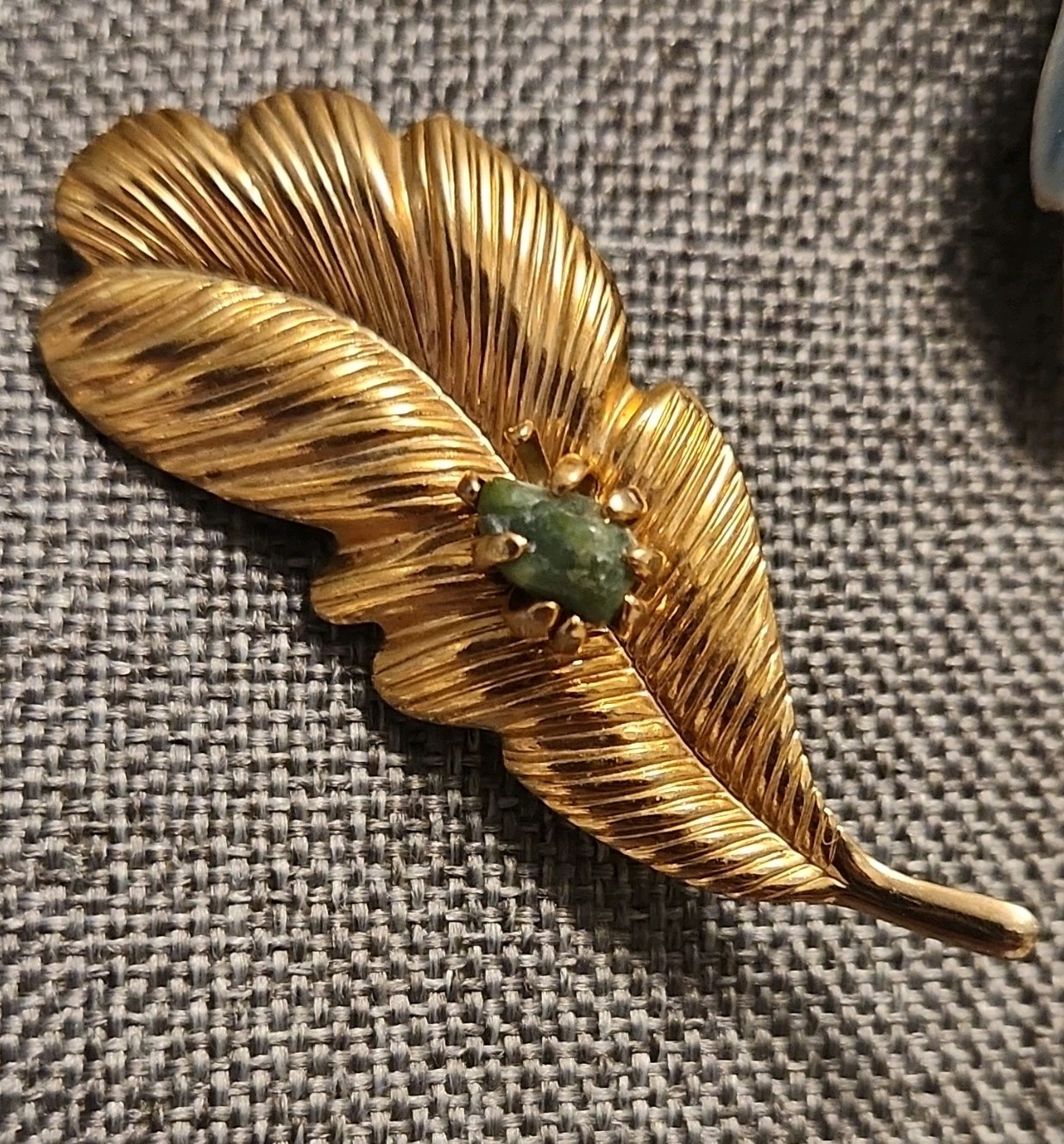 6pc Leaf Brooch & Pin Mixed Lot Gold Tone Metal Enamel White Blue Green