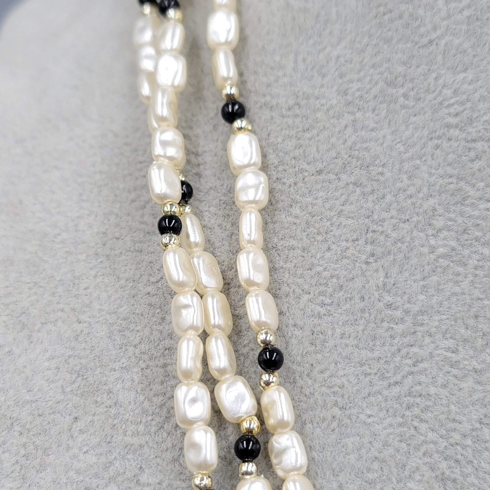 Vintage White Black Beaded Necklace Estate Costume Jewelry Very Long 64″