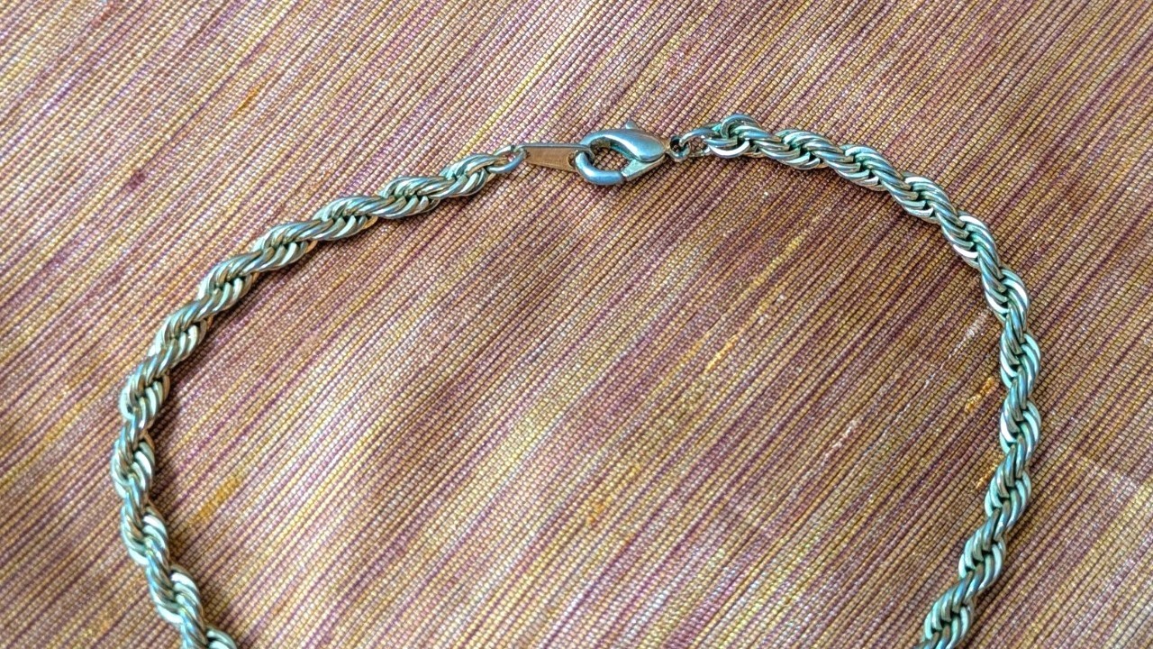 Vintage 80s Gold Plated Twist Chain Necklace 14 Inches With Lobster Claw Clasp