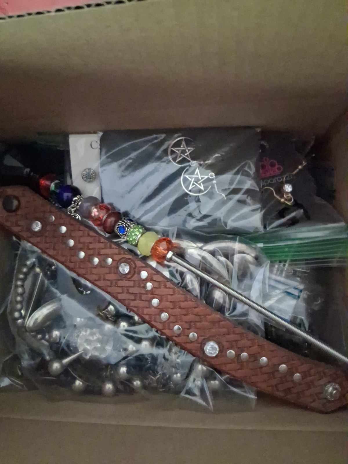 62 Pc Vtg-Now Retro Metal Tones Estate Costume Jewelry Wear/Sell/Craft 3.5# LT63