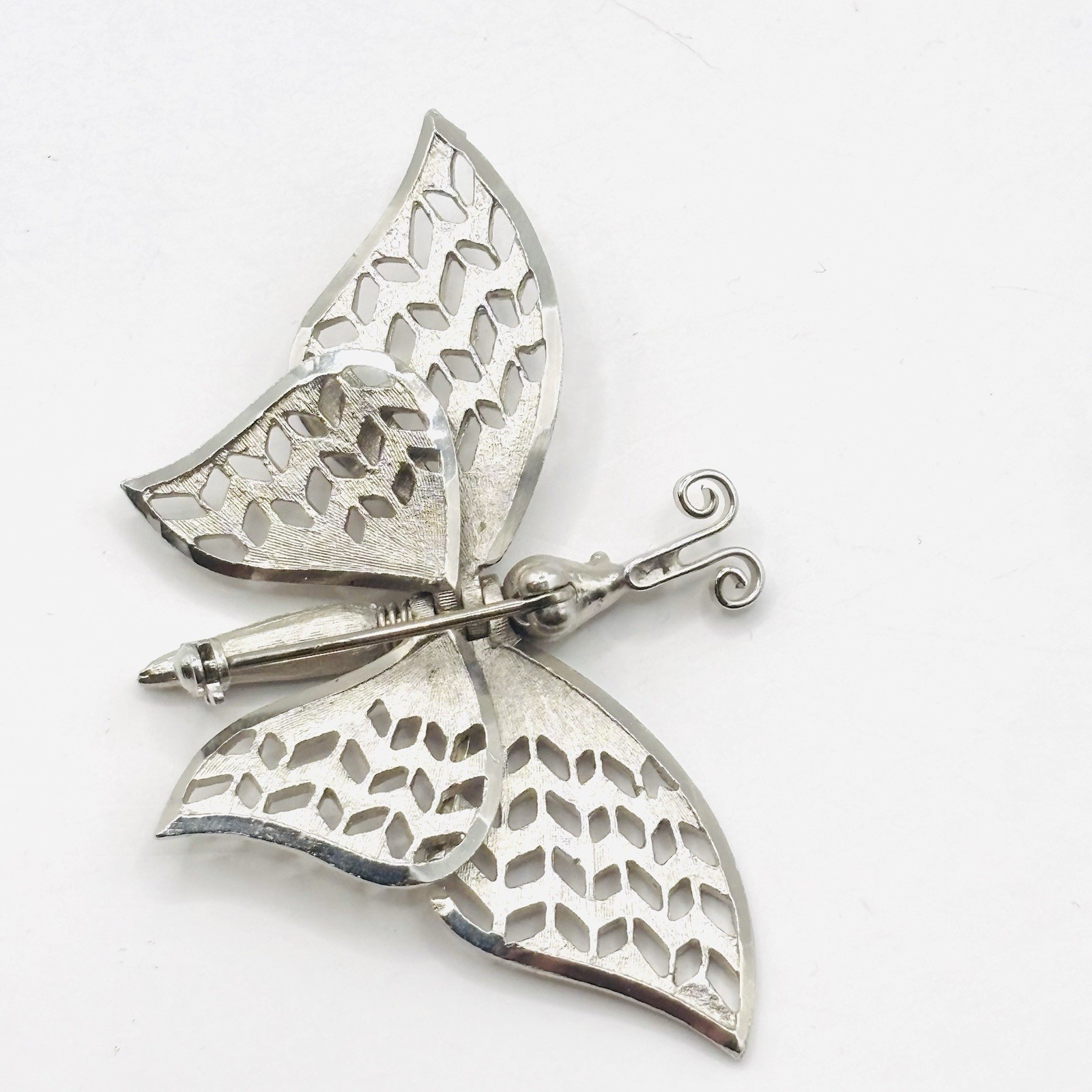 Brooch Metal Butterfly Silver Tone Vintage