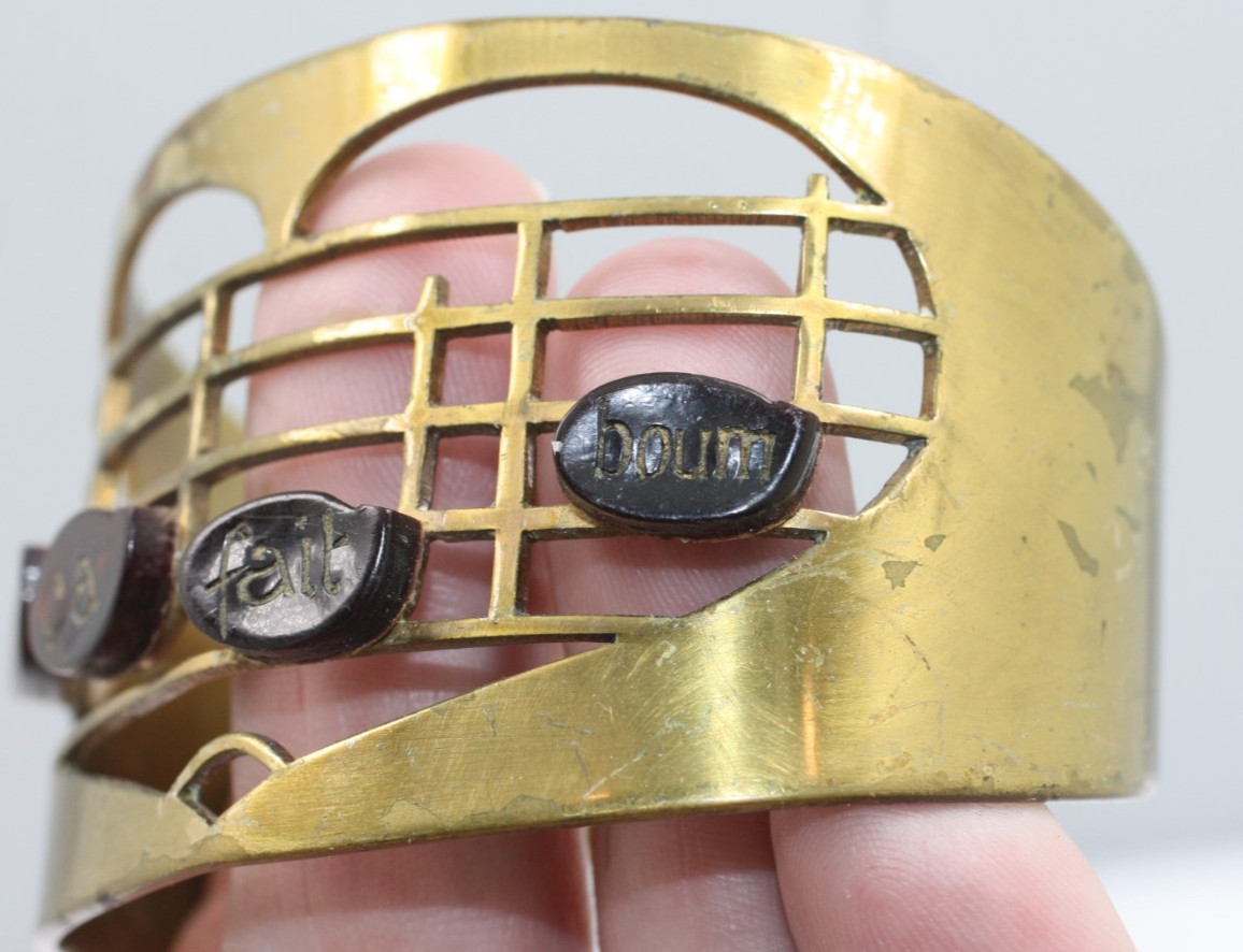 Vintage 40’s wide brass cuff Musical notes heart shape Et ca fait boum bracelet