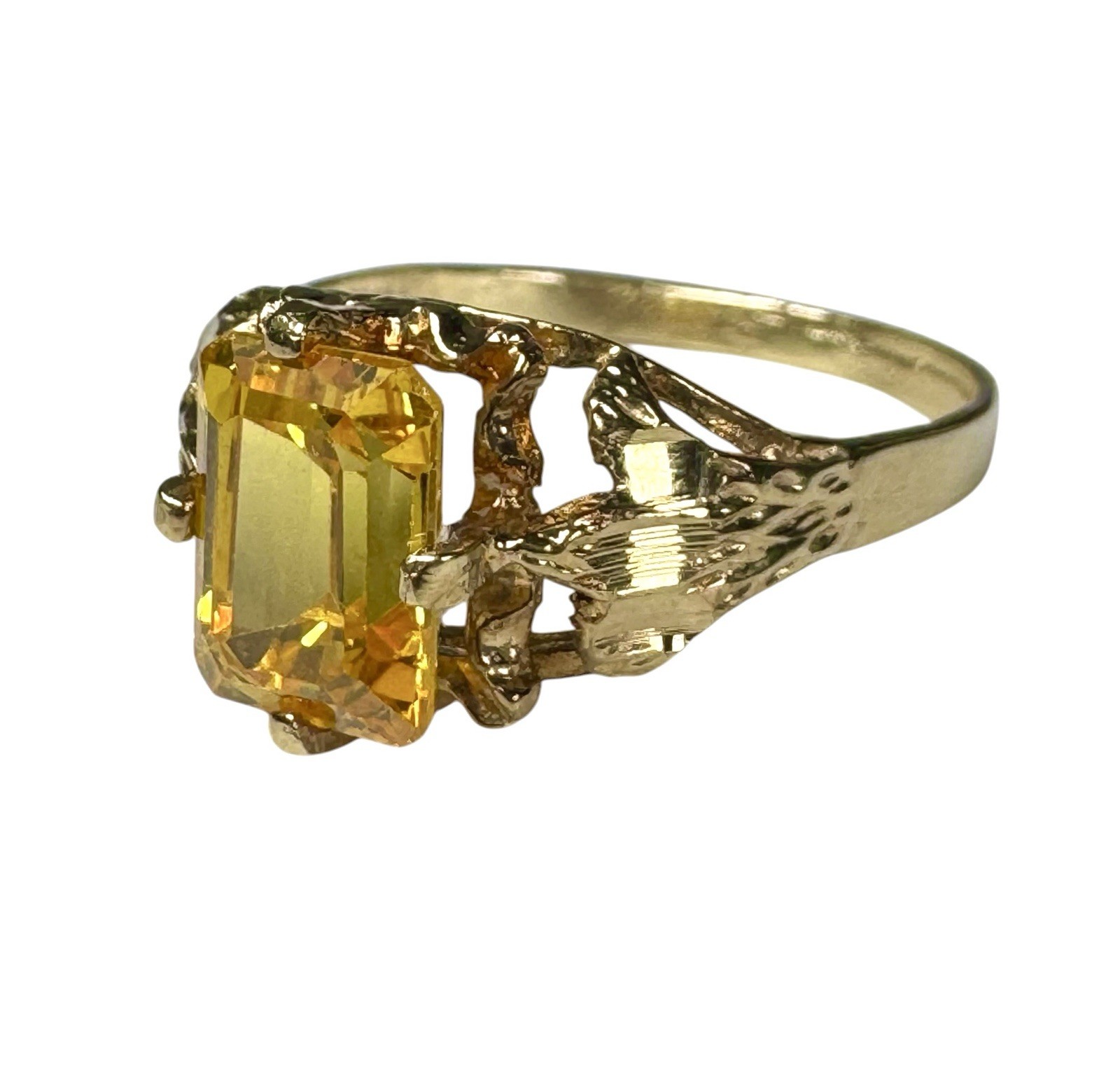 Vintage Art Deco Ring 10 K Yellow Gold & Emerald Cut Yellow Crystal CZ Sapphire