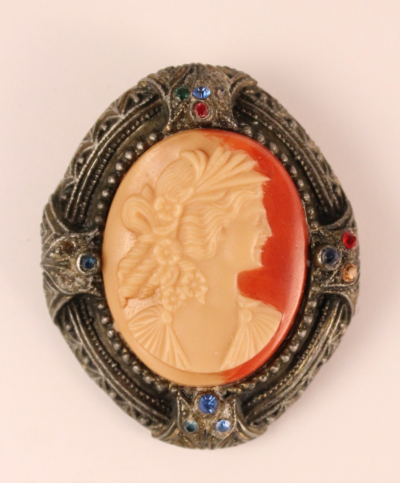Cameo Brooch New England Glass Works 1930’s