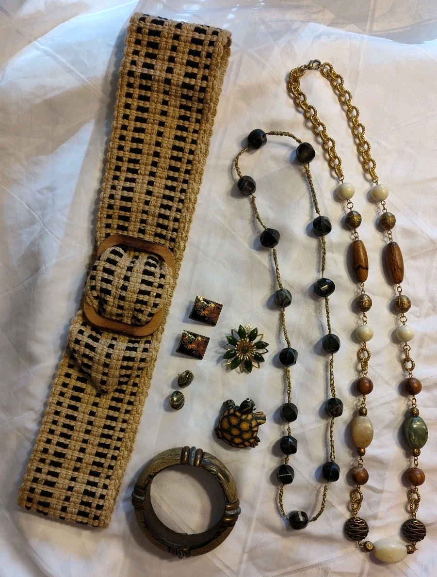 VTG Jewelry Bangle Belt Brooche Necklace Clip-On Earring Earthtones Beads LOT 10