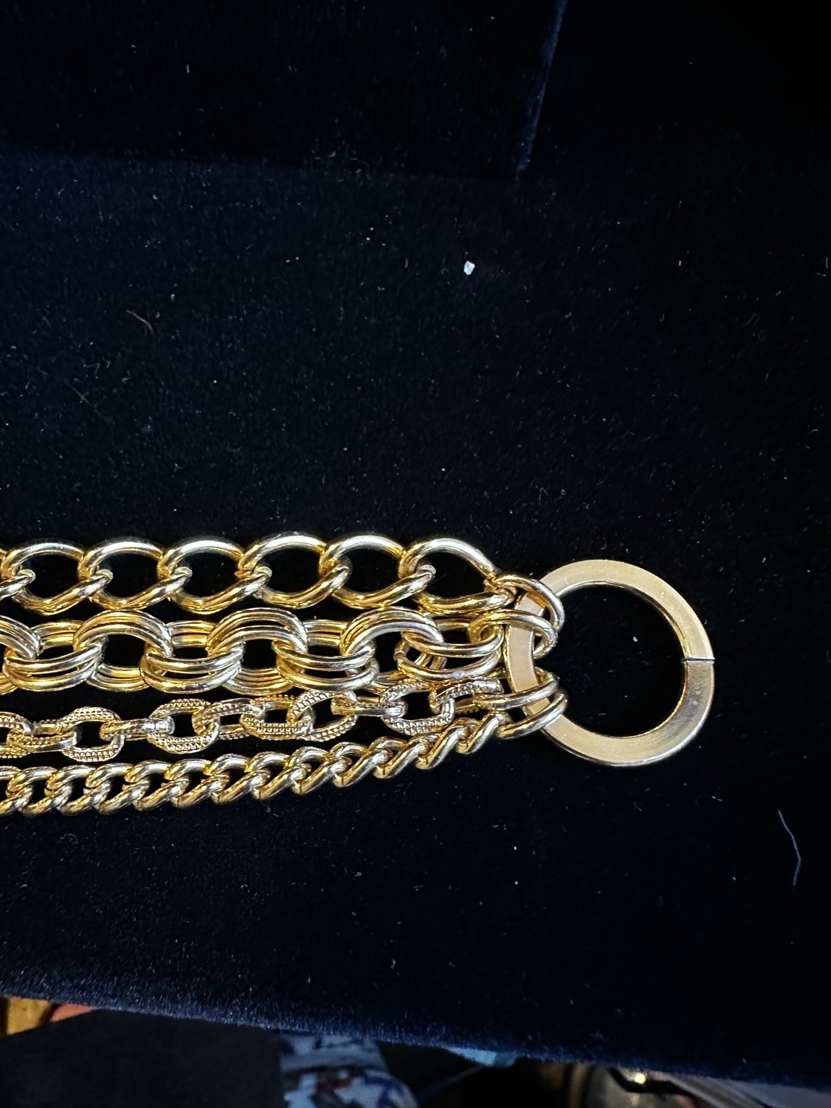 Vintage Beautiful 9” Gold Tone Multi Chained Bracelet Perfect For Daily Wear