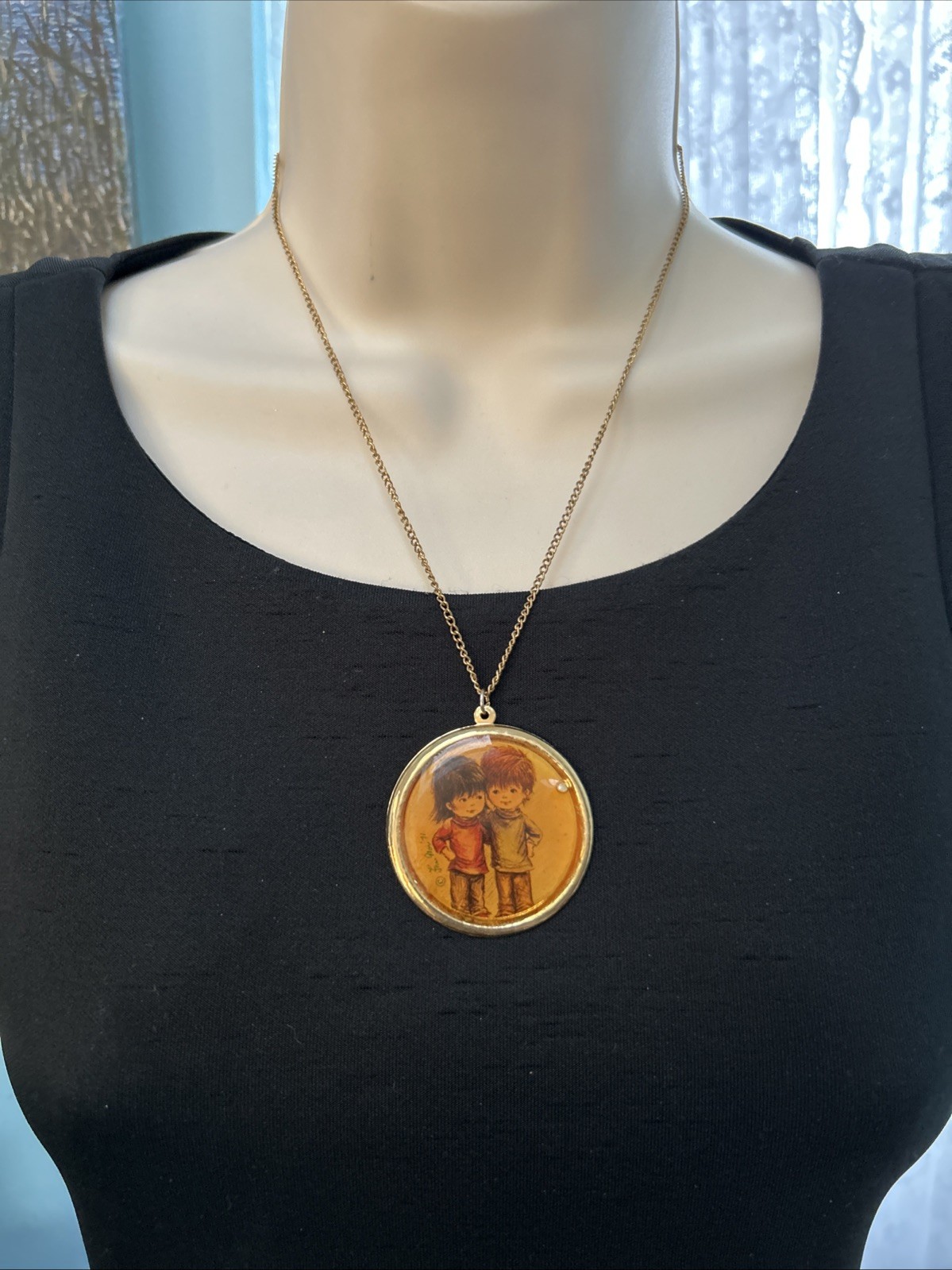 VINTAGE 1971 Fran Moore Moppetts Best Friends Necklace Gold Tone