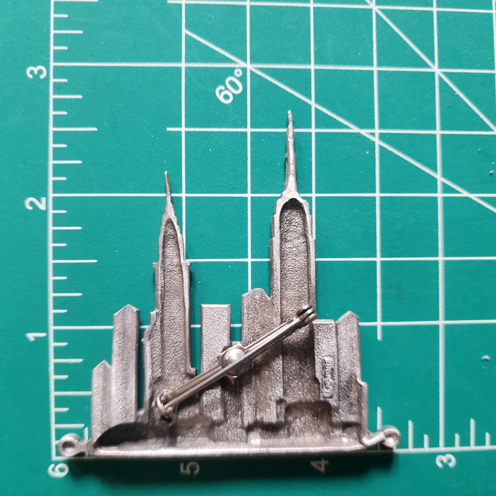 JJ NYC Skyline Brooch Empire State Chrysler Buildings Art Deco Pewter-Tone 1988