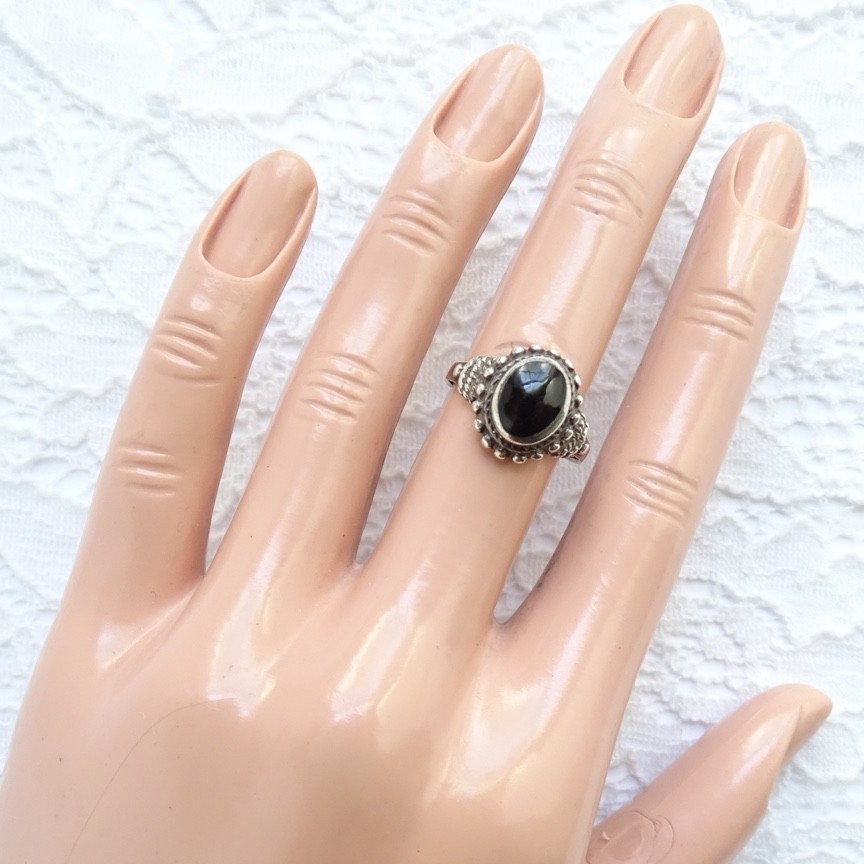 Vintage CW 925 Sterling Silver Black Onyx Designer Ring Size 6 3/4 Hallmarked