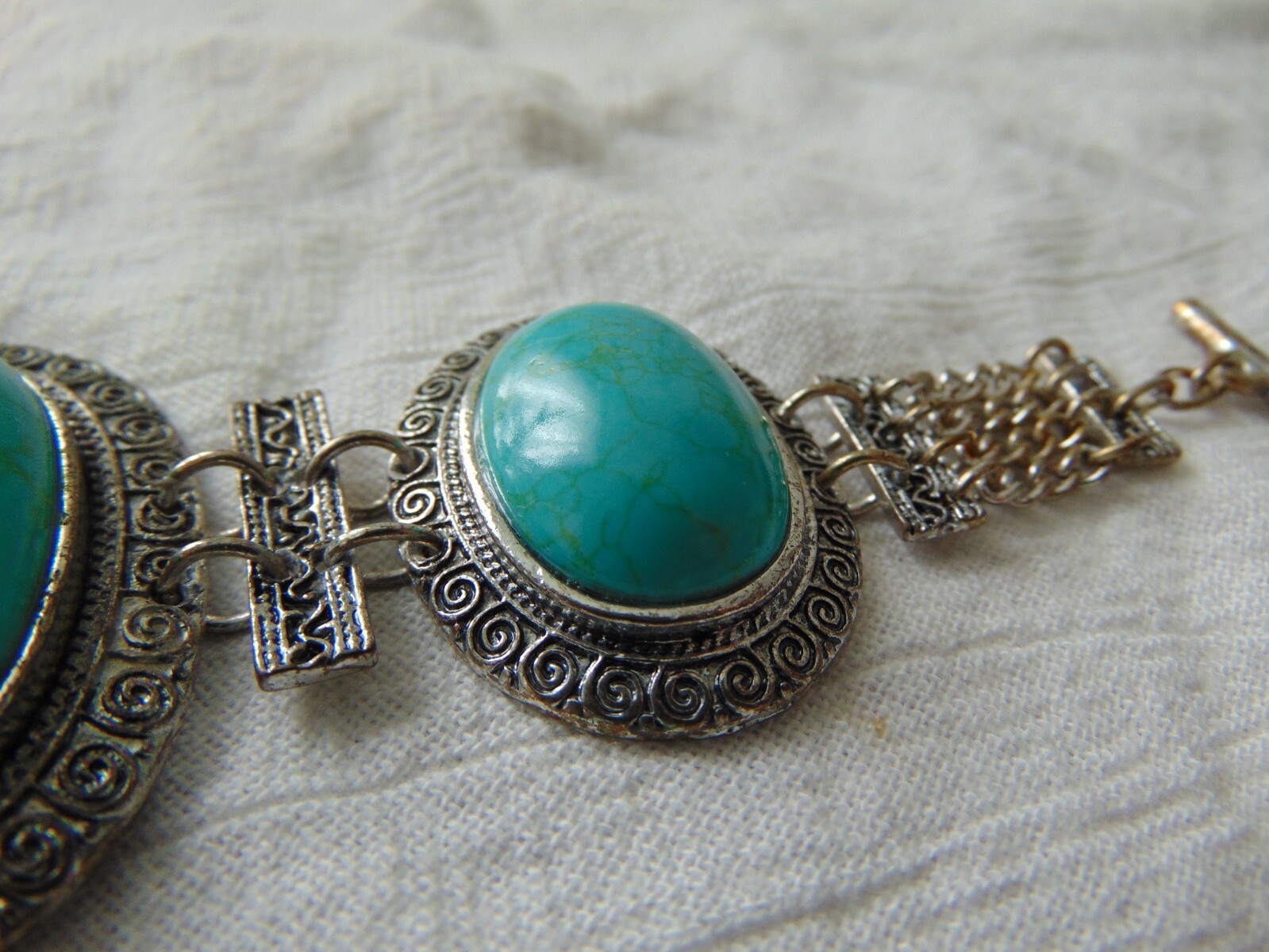 vintage silver blue oval stones toggle closure bracelet Southwest look