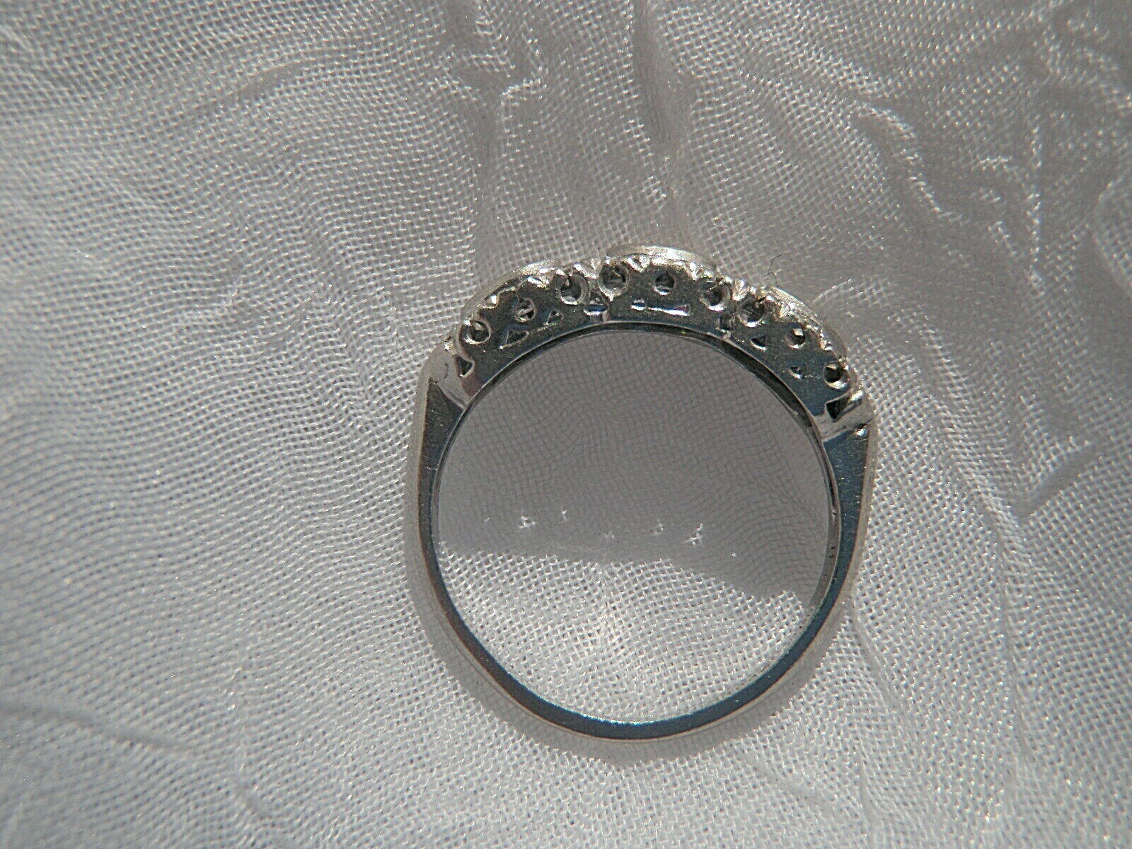 RARE LOVELY ART DECO ANTIQUE PLATINUM DIAMOND WEDDING BAND or RIGHT HAND RING!