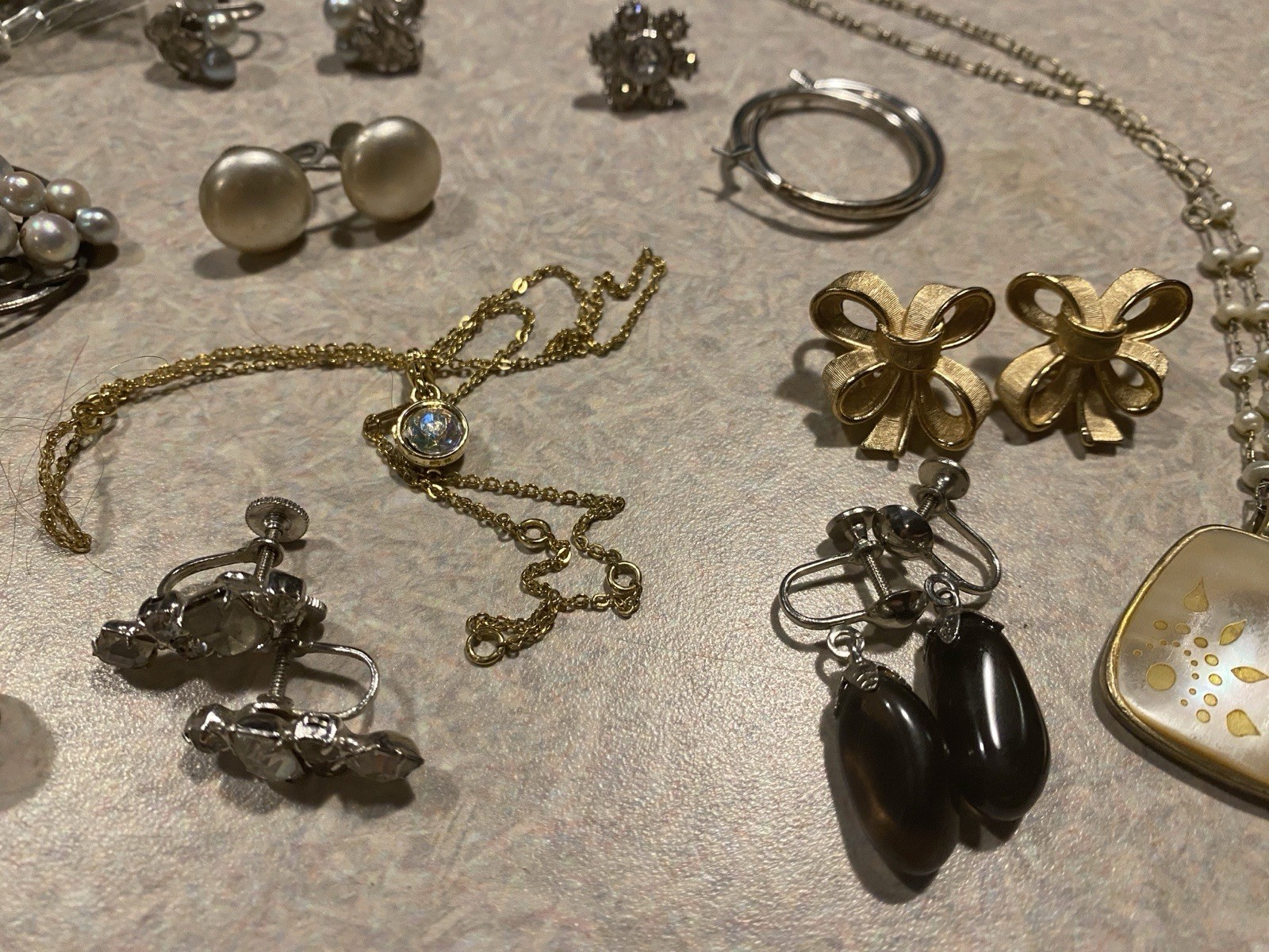Vintage Lot Of 6 Screw Back Earrings 1930’s 1950’s 1 Bracelet 2 Necklaces 2 Pins
