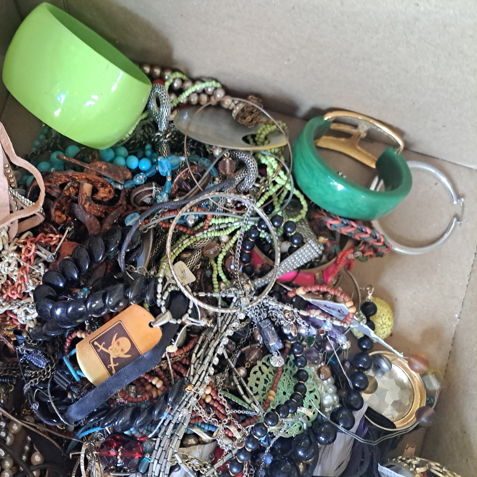 Huge Lot of Vintage to Modern Costume JEWELRY Lot Mixed Tangled , Crafted 9 Lb