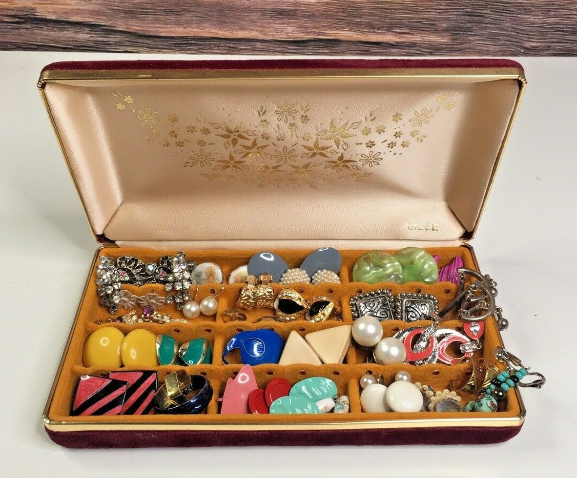 Vtg. Lot of 34 Retro Enamel Metal Pierced Earrings 60’S 70’s 80’s In Mele Box