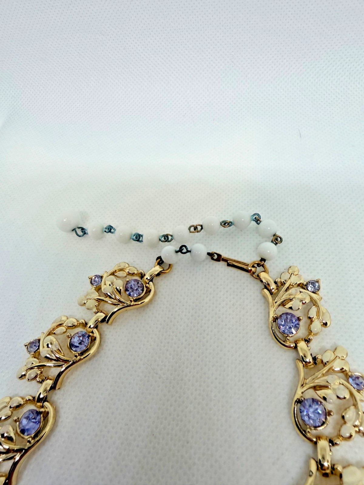 Coro VTG Floral Cluster Necklace w/ Lavender Rhinestones Enamel 1950s
