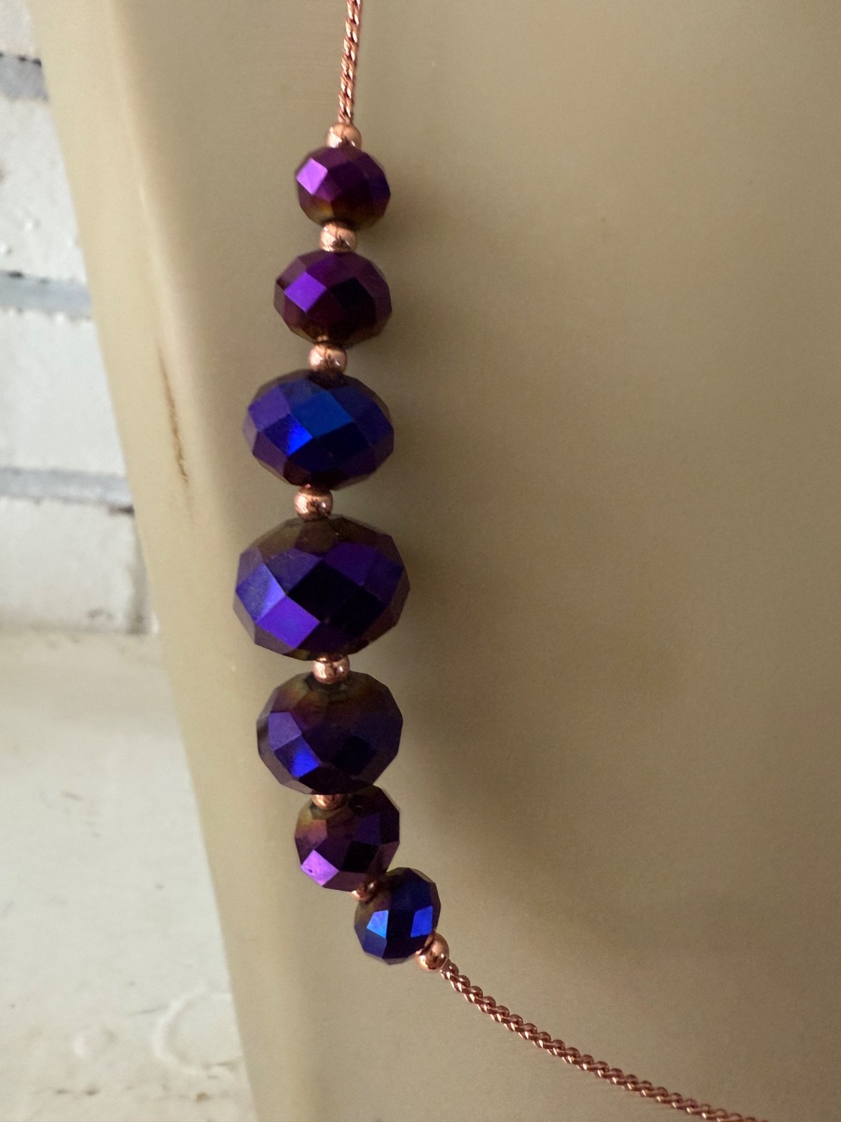 ESTATE ROSE GOLD PLATED PEACOCK PURPLE GLASS BEAD CHAIN NECKLACE 44″ SIGNED