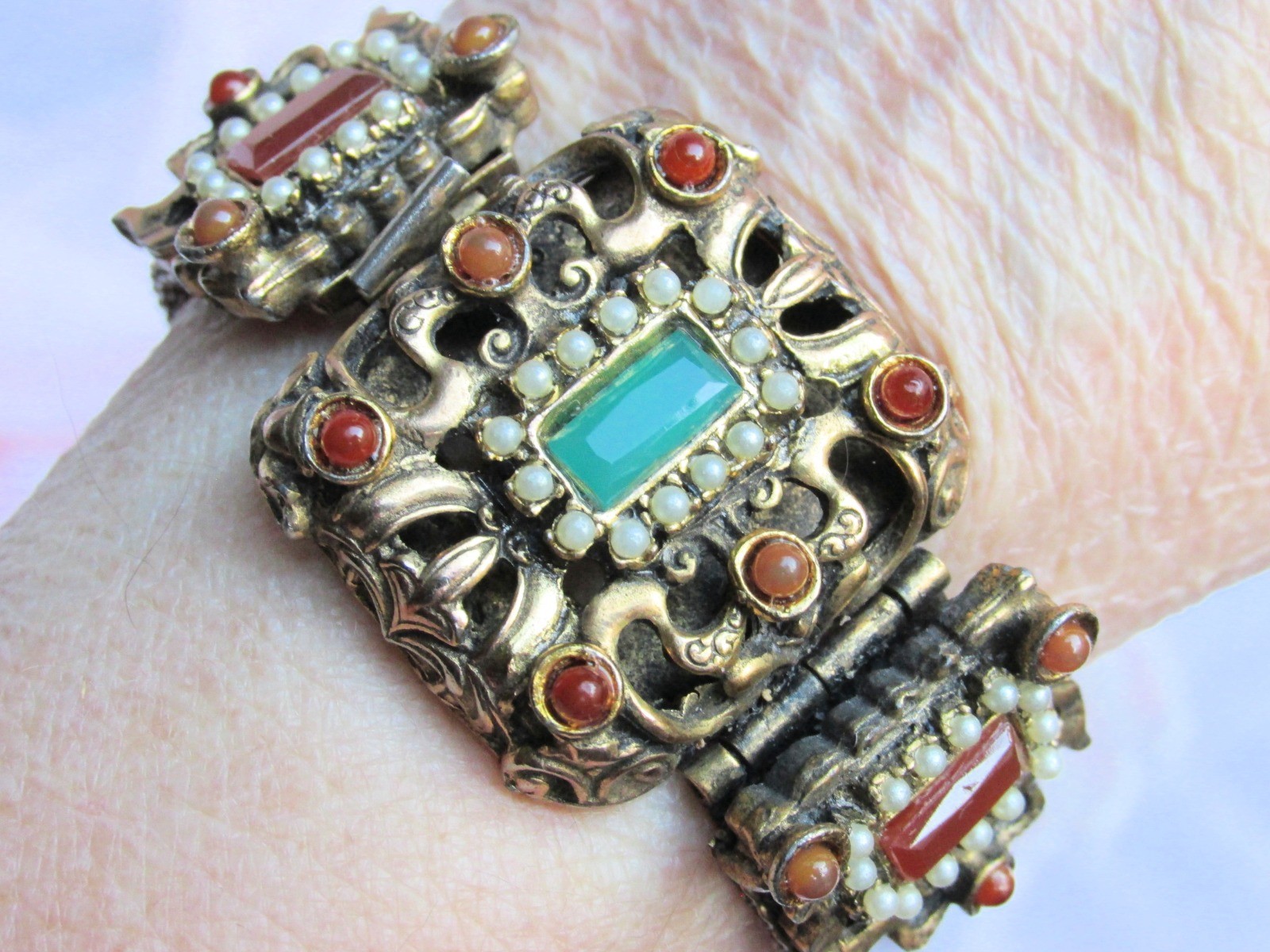 Antiqu Victorian Brass Mesh Faux Emerald Faux Carnelian Bracelet Intricate Clasp