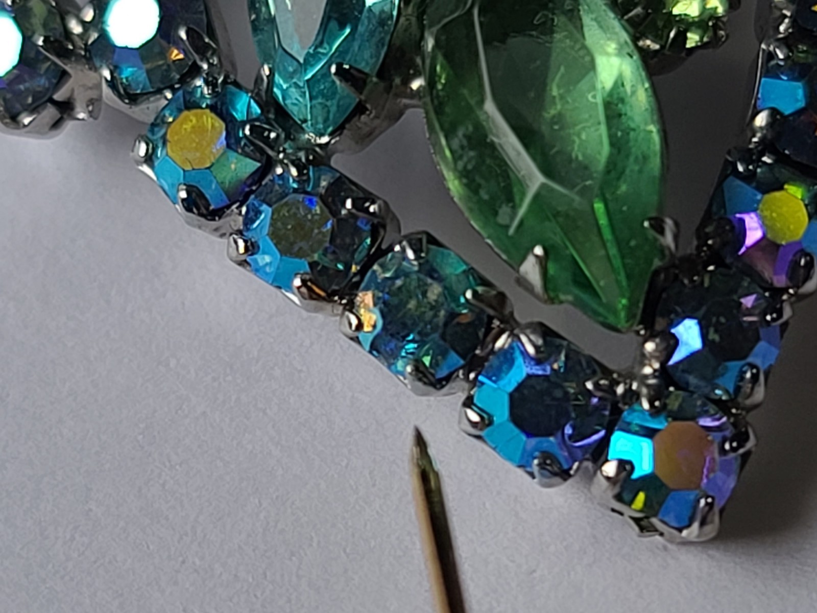 VTG MCM Aque Blue & Lime Green Rhinestone Leaf Brooch Pin (Some AB Finish)