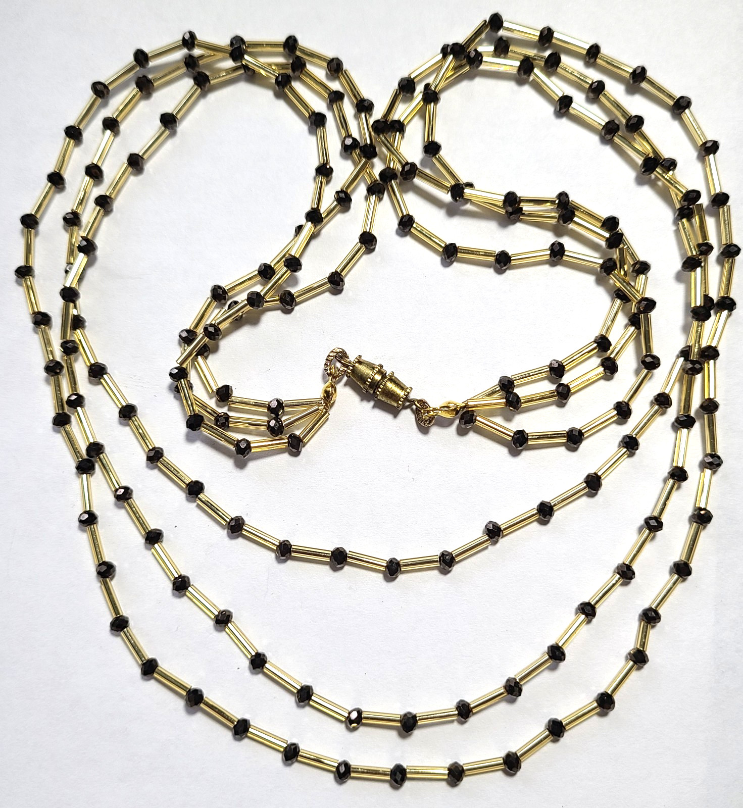 VINTAGE STUNNING 3 STRAND HONEY AMBER & BLACK COLOR CZECH GLASS NECKLACE