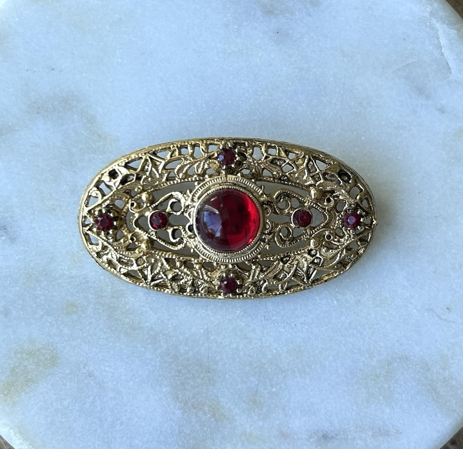 Vintage Victorian Revival Red Cabochon Rhinestone Gold Tone Filigree Brooch Pin
