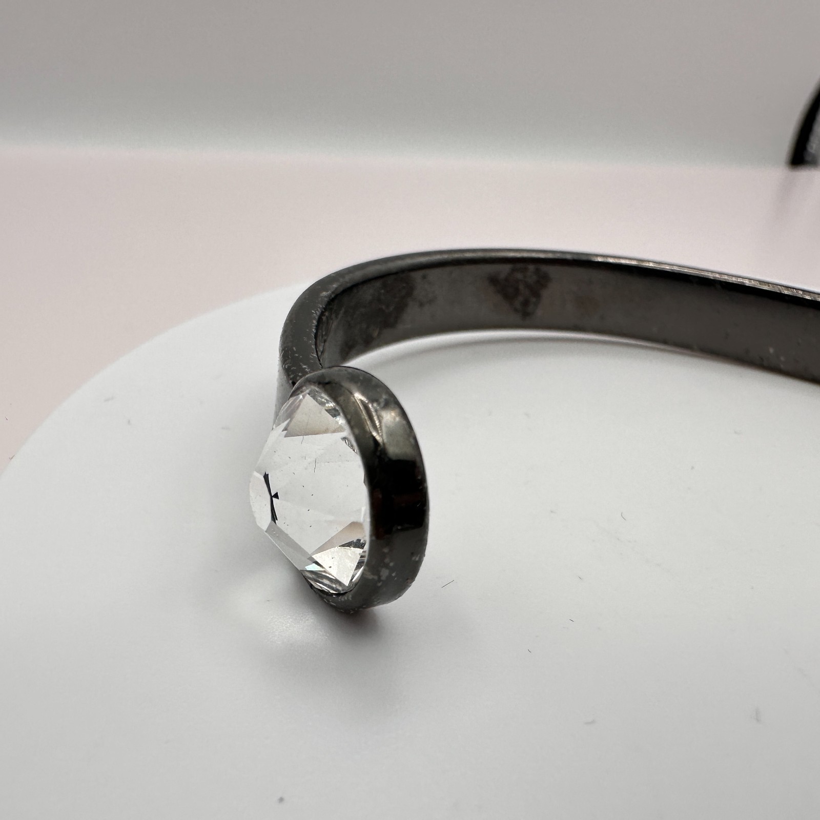Vintage 90s Mary Kay One Person Can Hand Bracelet Gunmetal Tone Fashion Jewelry
