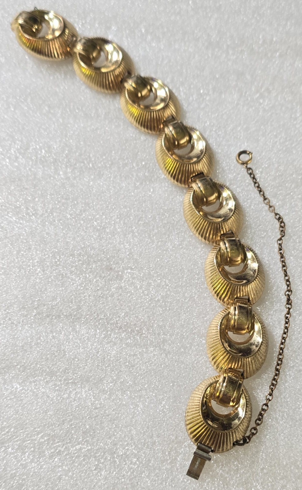 Antique Vintage Brass GF Dimensional Scallop Link Hidden Clasp Bracelet