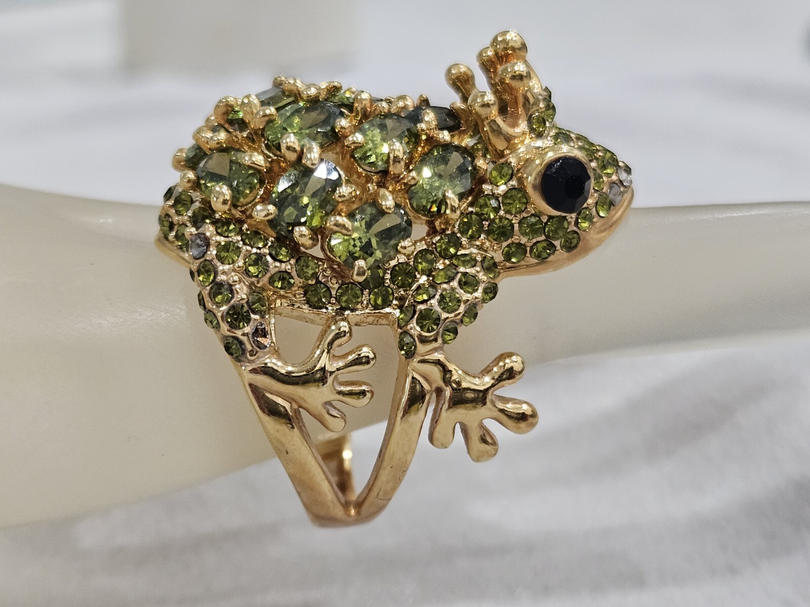 Real Collectibles By Adrienne Whimsical gold tone green crystal frog Signed PJM.