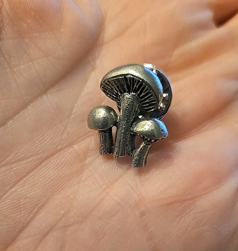 Mushrooms Silver Tone Metal Pin- Signed – Jim Clift