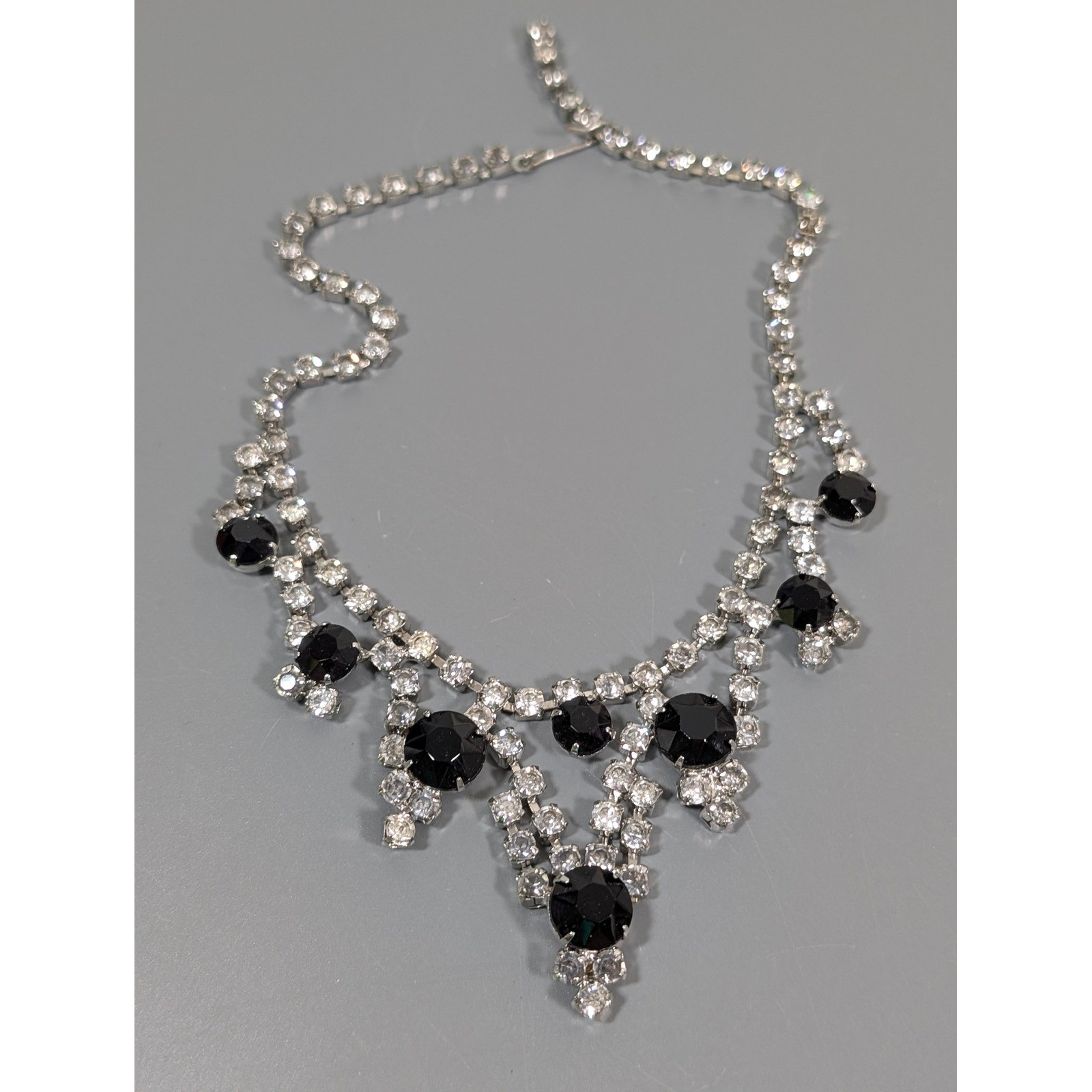 Vintage Black Clear Rhinestone Choker Necklace Silver Tone Bib Statement 15″