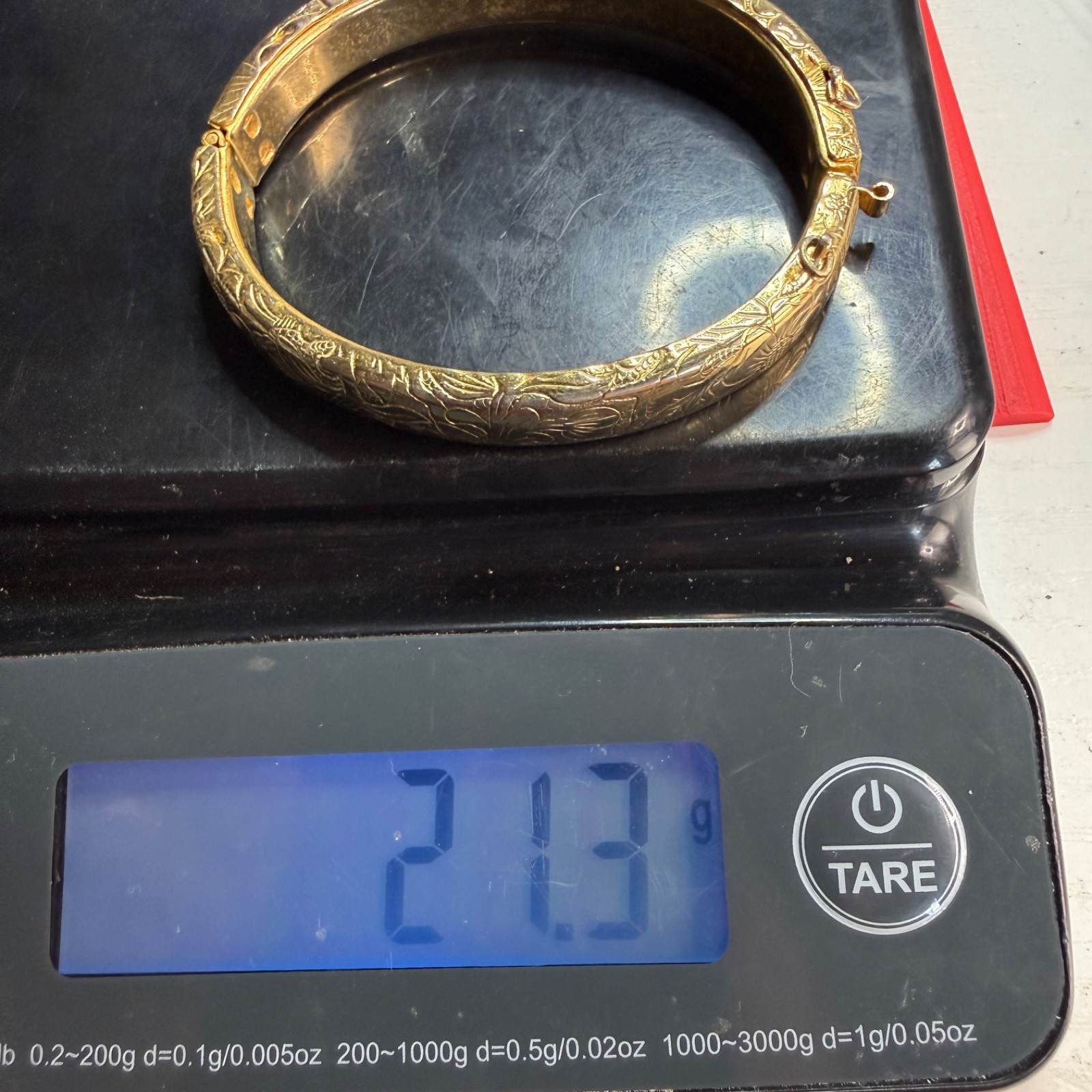 Vintage Bangle Bracelet Gold Tone Embossed Hinged No Safety 6.5”