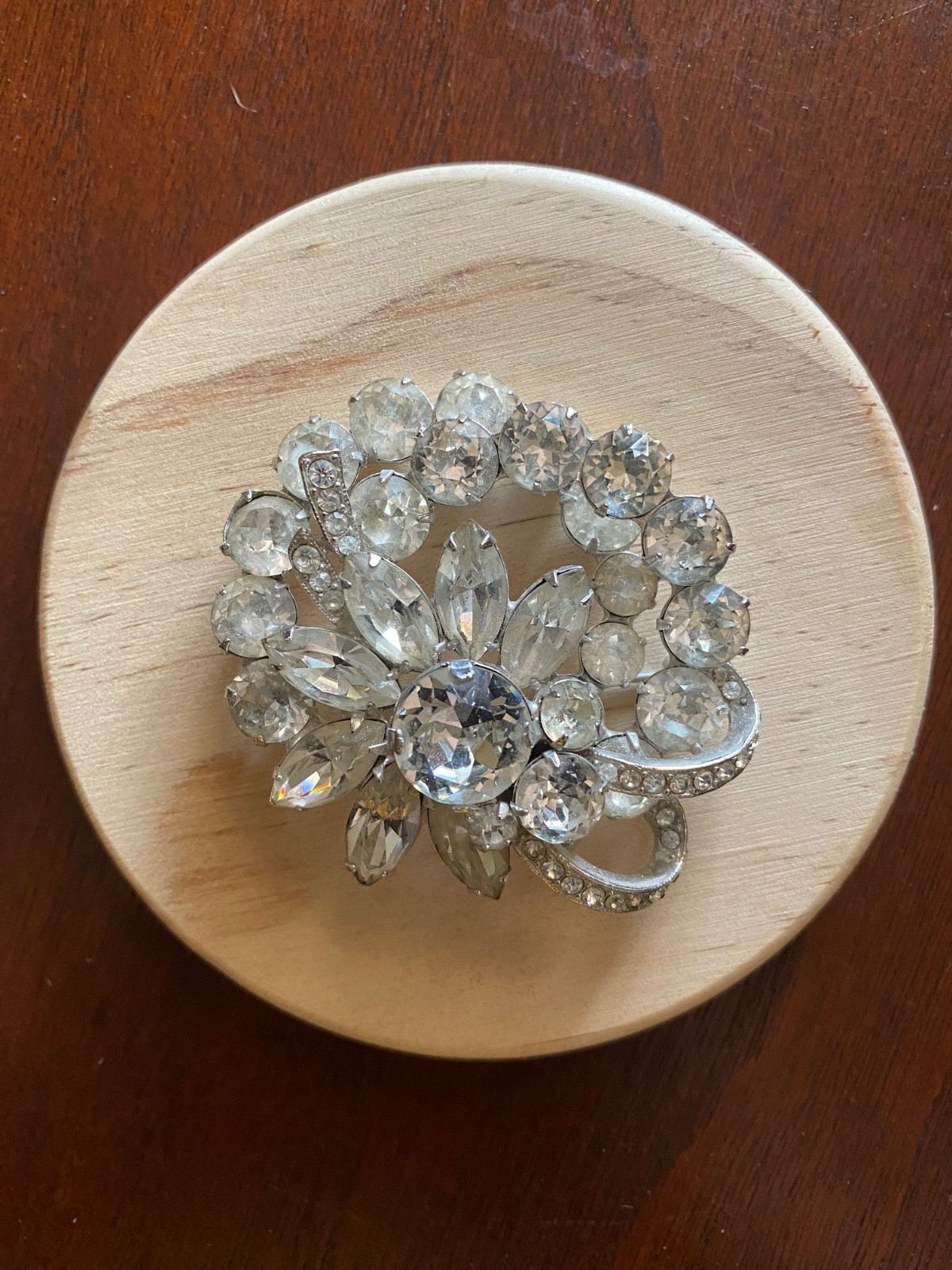 Eisenberg vintage rhinestone brooch (signed)