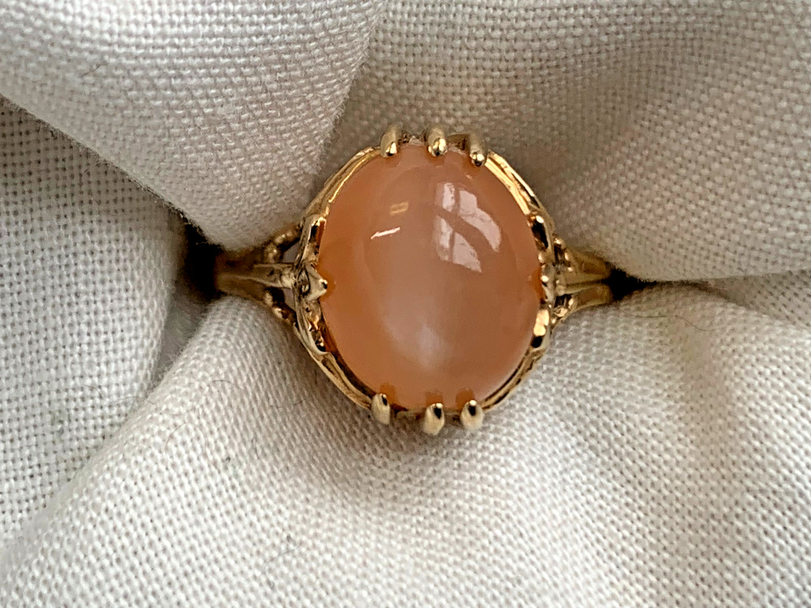 Vtg 10K Yellow Gold Ring 2.82g Fine Jewelry Size 7 Band Peach Color Stone *READ*