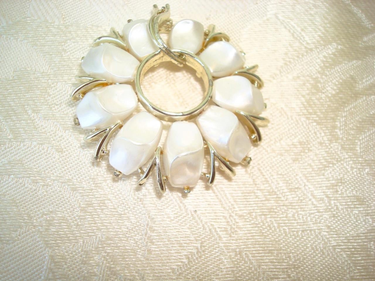 Signed STAR Vintage Silver Tone Flower Pin Brooch With White Plastic Petals KJ